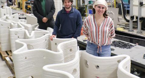 Mechanical engineering students in the Olson Center high bay