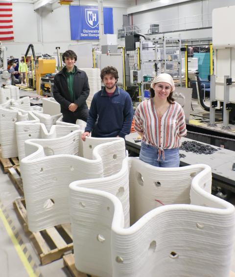 Mechanical engineering students in the Olson Center high bay