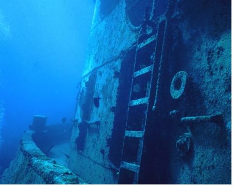 Wreck of Tugboat, Culebra, PR