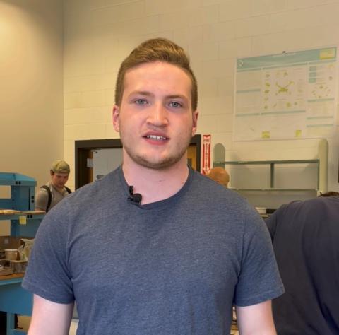 Mechanical Engineering student in Innovation Scholars manufacturing lab