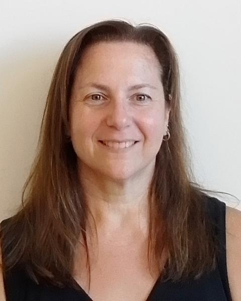 Headshot of Veronica Hupper 